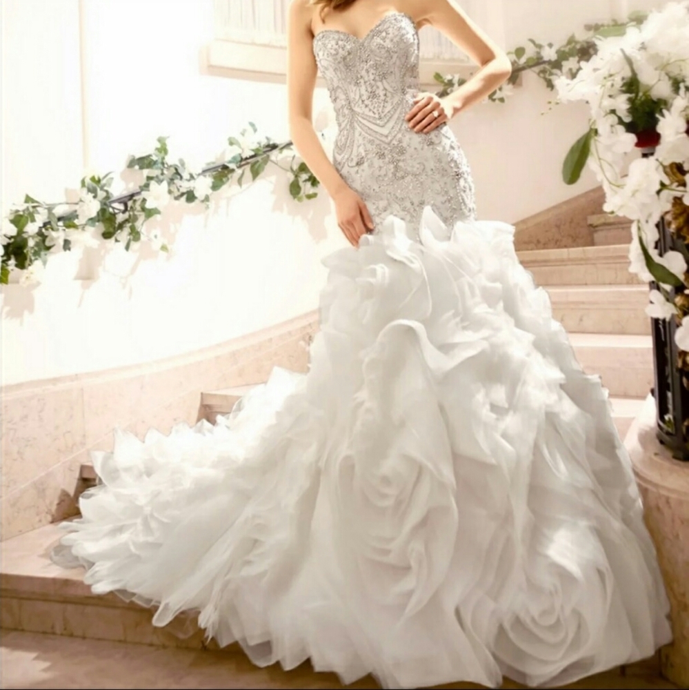 Make an offer! Beautiful wedding dress